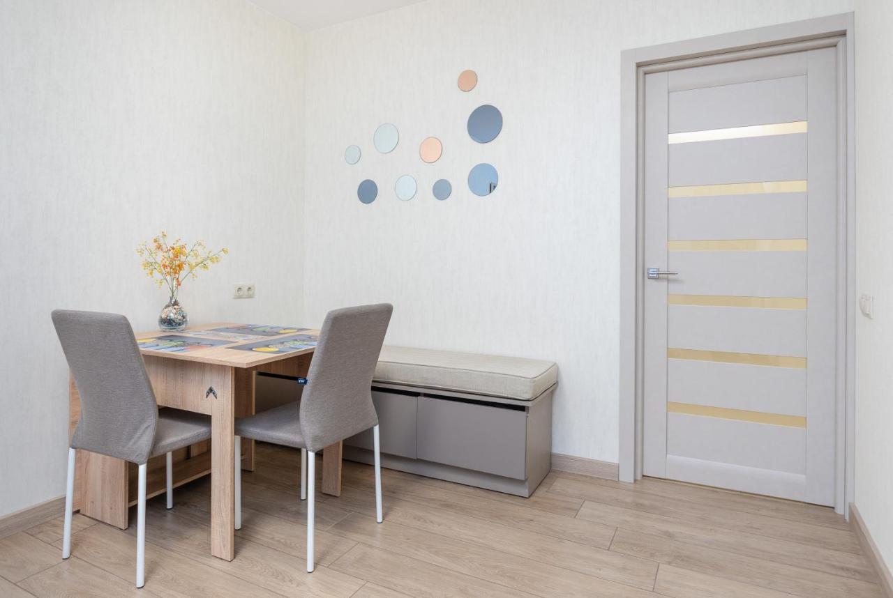Apartments Riviera キエフ エクステリア 写真